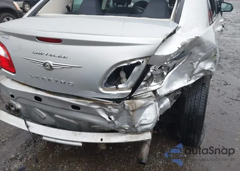 2010 Chrysler Sebring Touring z USA, uszkodzony, nr VIN 1C3CC4FB5AN128652